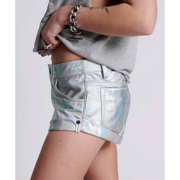 NEW ONE TEASPOON one teaspoon revenge metallic leather bandit shorts in silver - Picture 3 of 5